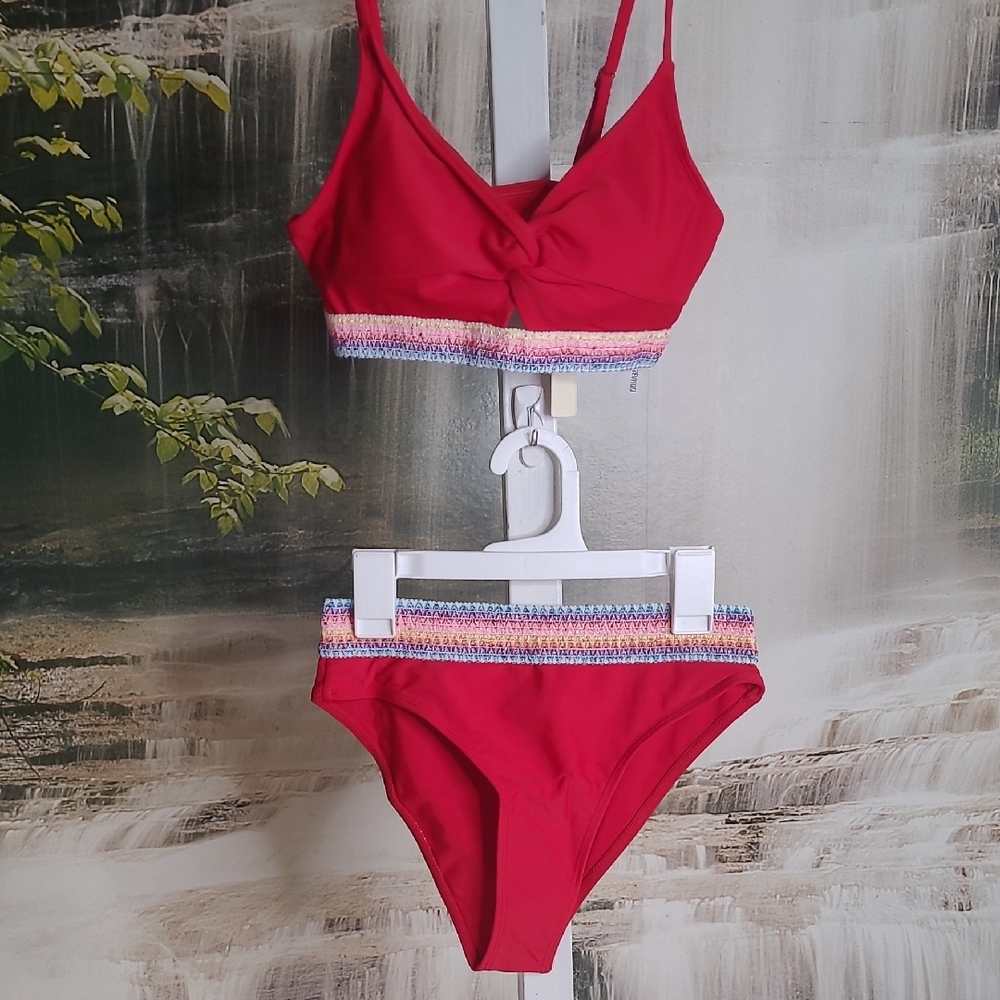 New with tags! Seamoly Womens XS red twist bikini colorful zig zag trim swimsuit